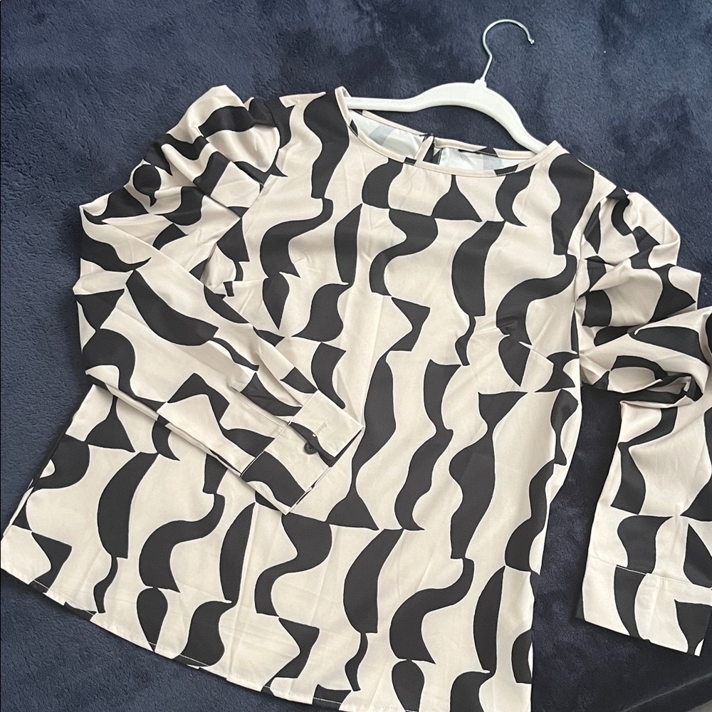 51# Stylish Black and Cream Women's Top